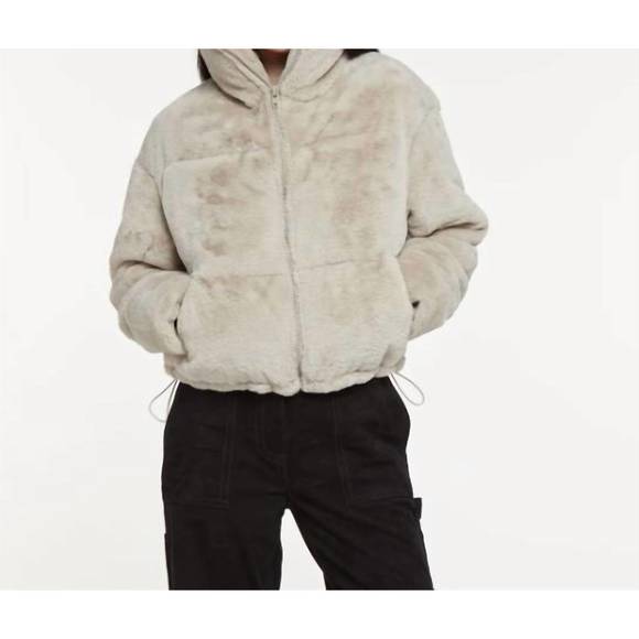 Apparis Jackets & Coats New Apparis Billie Faux Fur Puffer In Oat